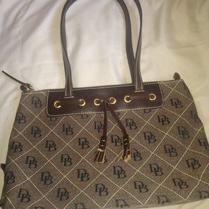 Dooney and bourke hobo purse
